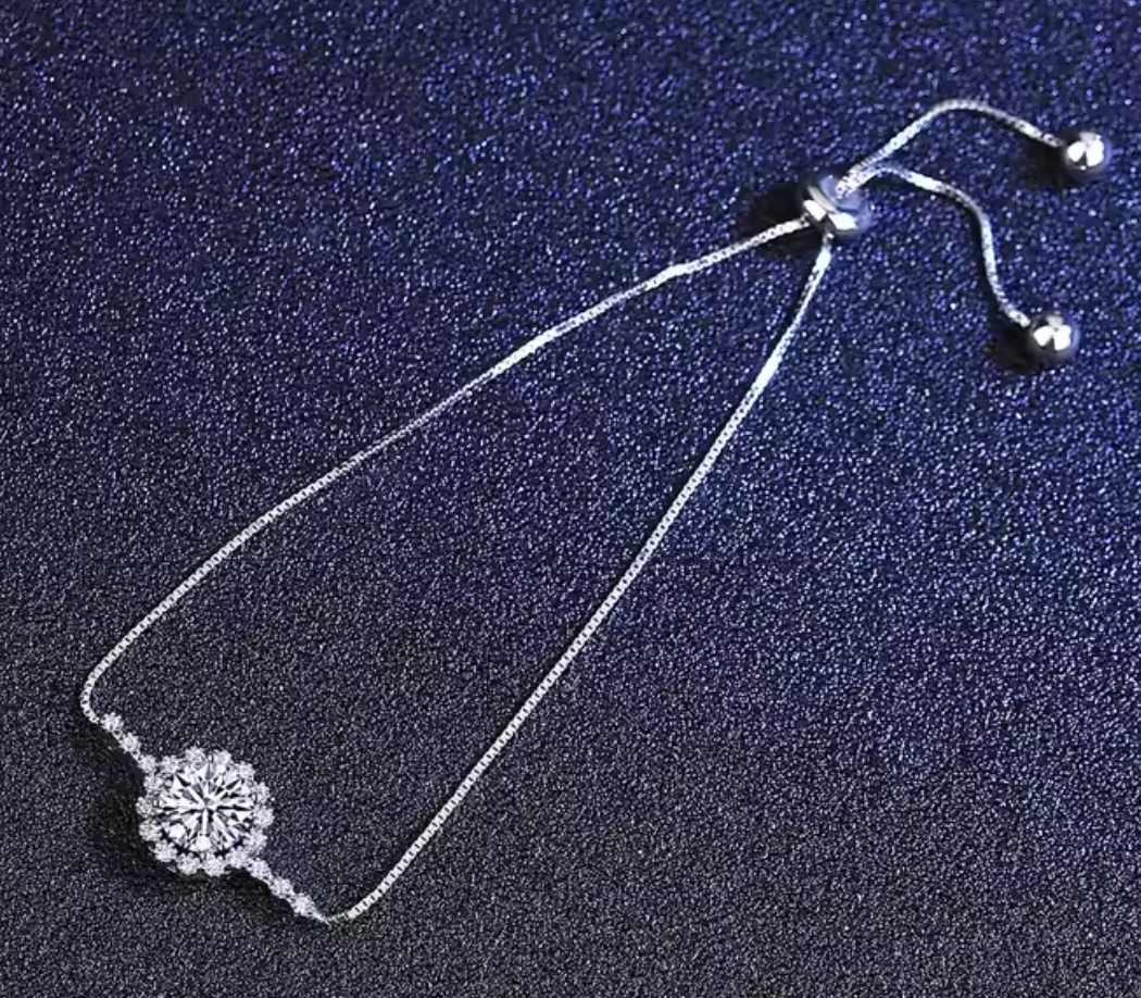 Moissanite Bracelet V4
